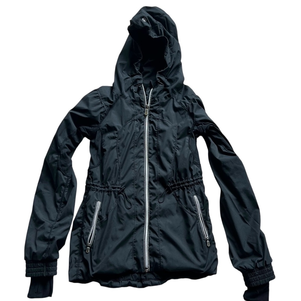 Lululemon Resolution Rain Jacket Black Size 2